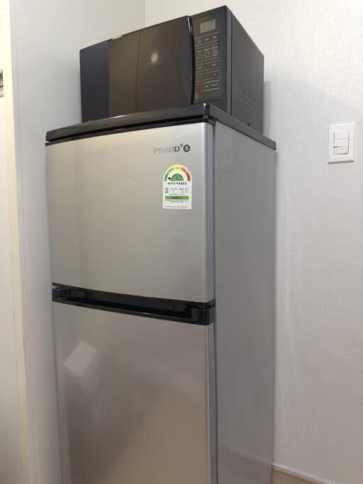 Apartemen Modern Loft Hongdae Seoul